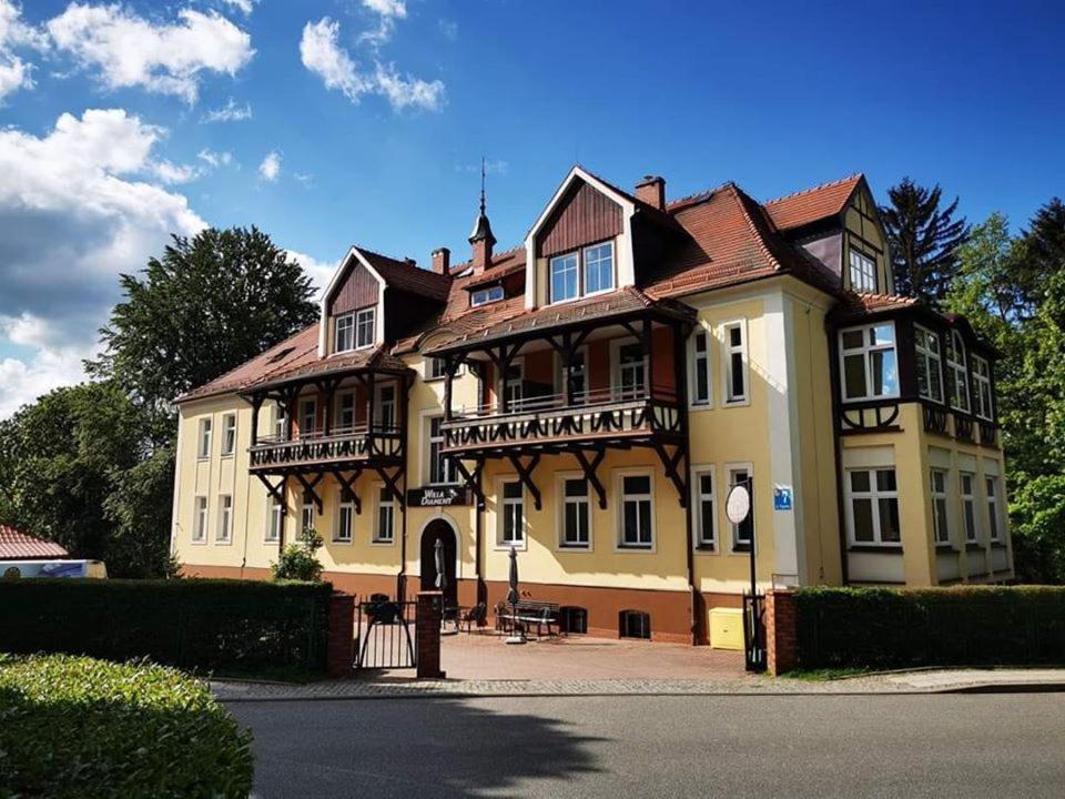 Willa Diament Kudowa-Zdrój Esterno foto